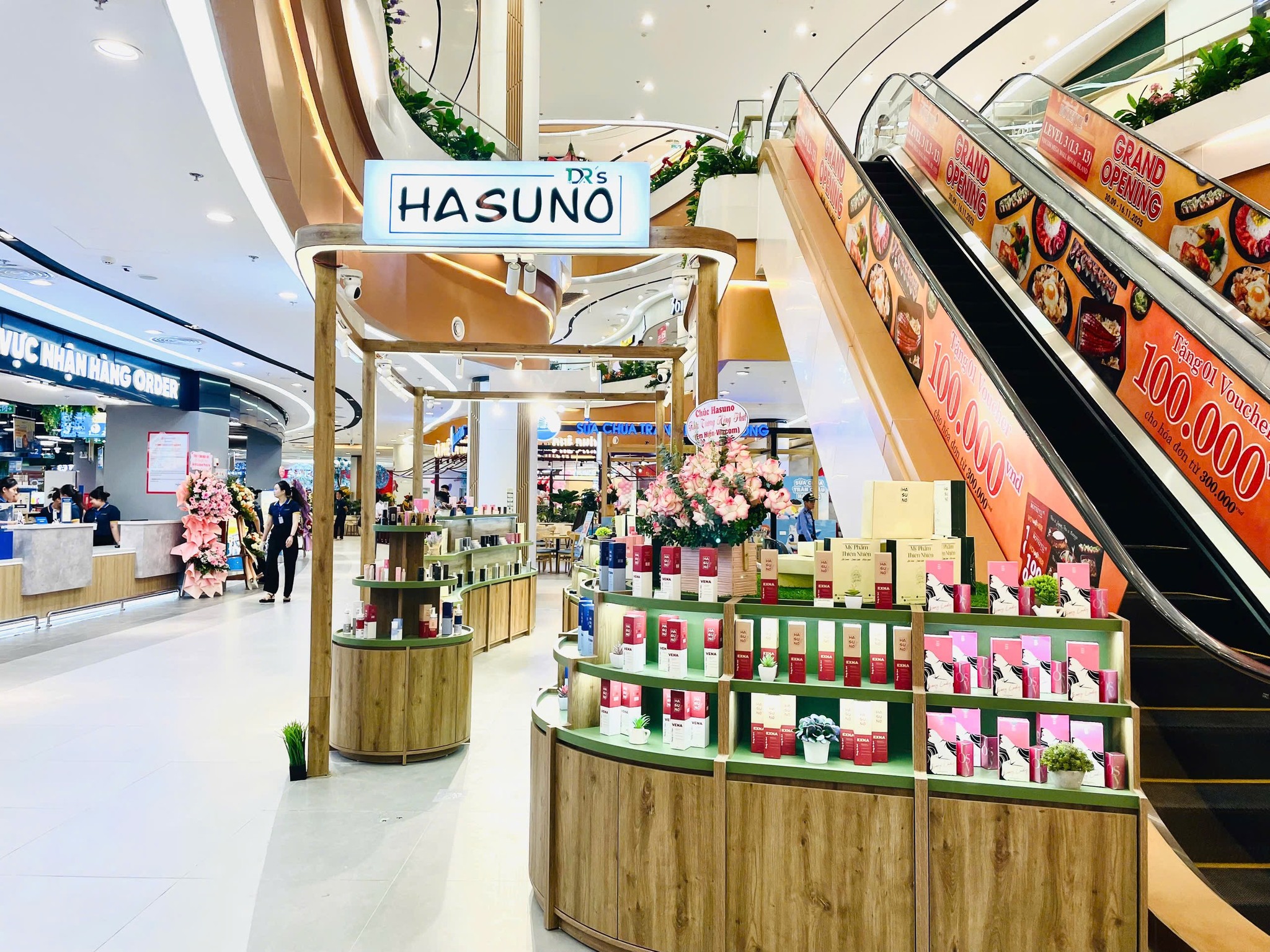 Showroom Hasuno Vincom Megamall Vũ Yên - Hải Phòng